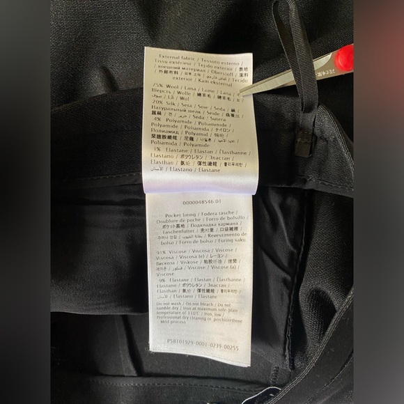 Valentino S/S 21’ Stretch Crepe Wool Silk Bermuda Shorts $1250 Size 36 Resort - Picture 12 of 16